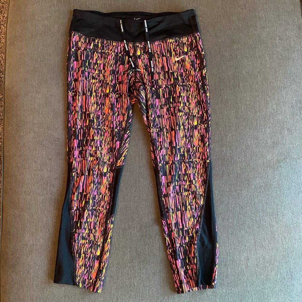 Women’s Nike Capri Running Pants